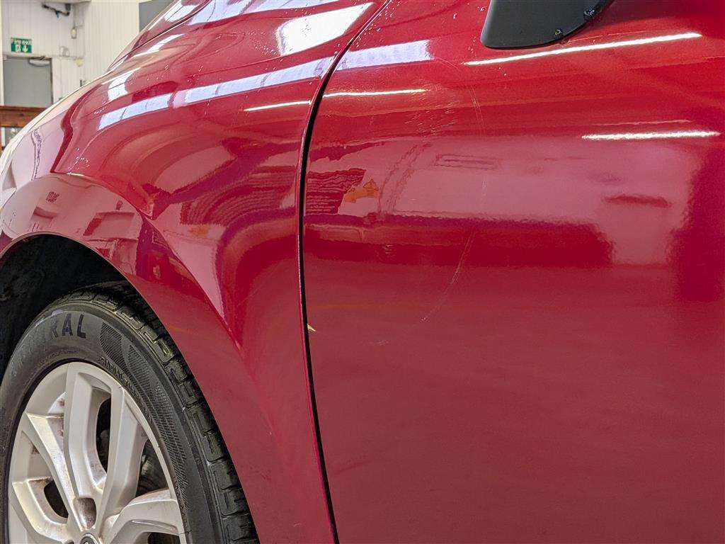<p>2017 RENAULT CLIO DYNAMIQUE NAV</p>