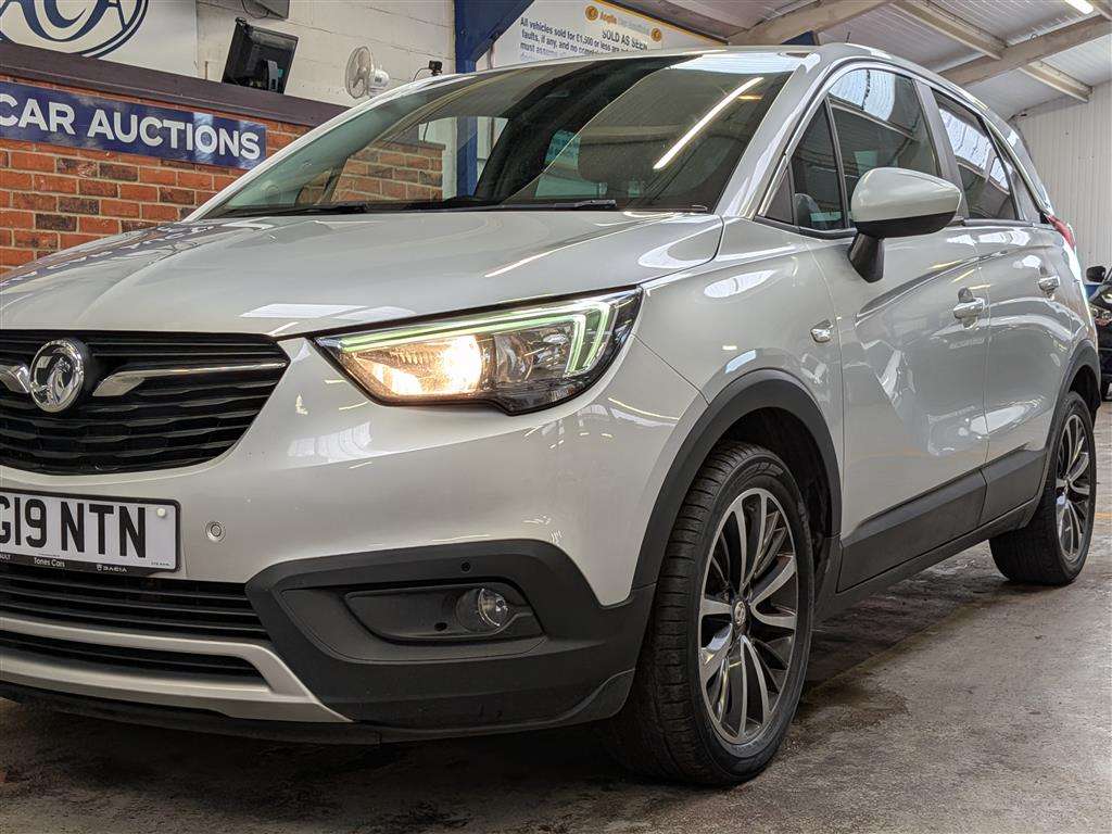 <p>2019 VAUXHALL CROSSLAND X ELITE NAV</p>