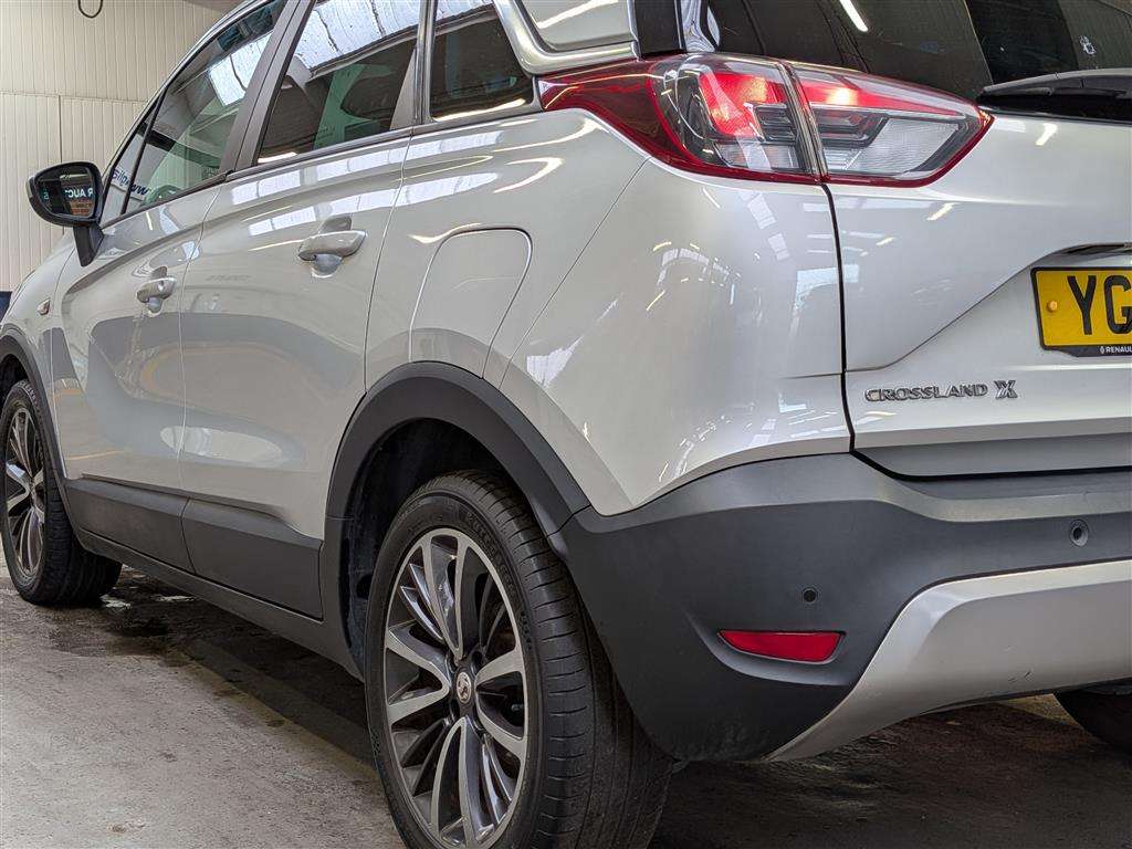 <p>2019 VAUXHALL CROSSLAND X ELITE NAV</p>
