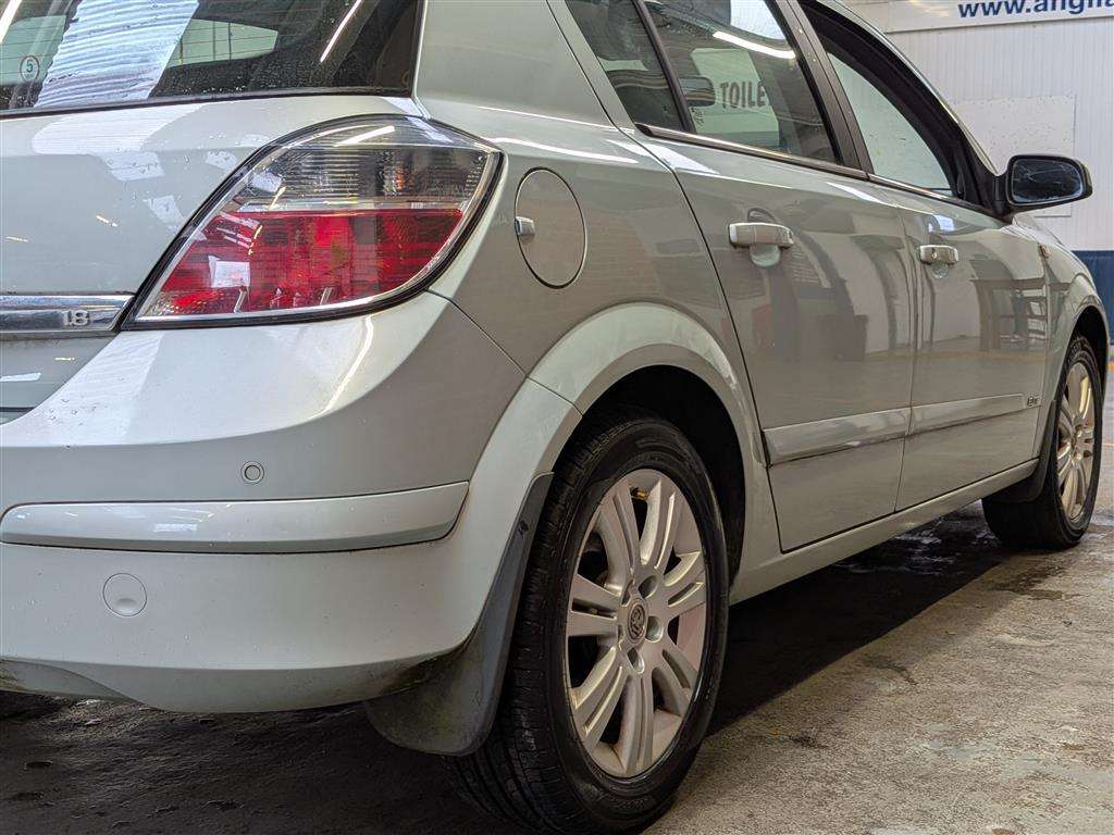 <p>2009 VAUXHALL ASTRA ELITE</p>