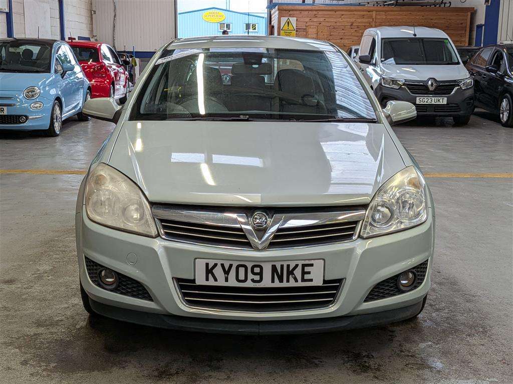 <p>2009 VAUXHALL ASTRA ELITE</p>