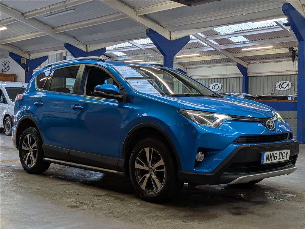 <p>2016 TOYOTA RAV4 BUSINESS EDITION D-4</p>