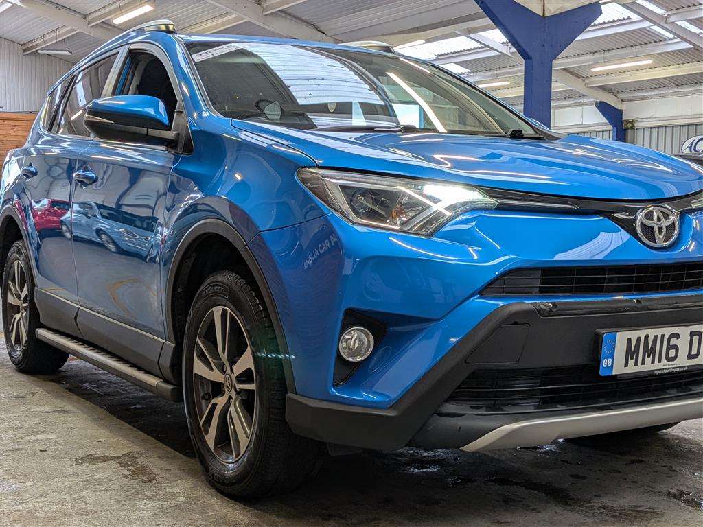 <p>2016 TOYOTA RAV4 BUSINESS EDITION D-4</p>