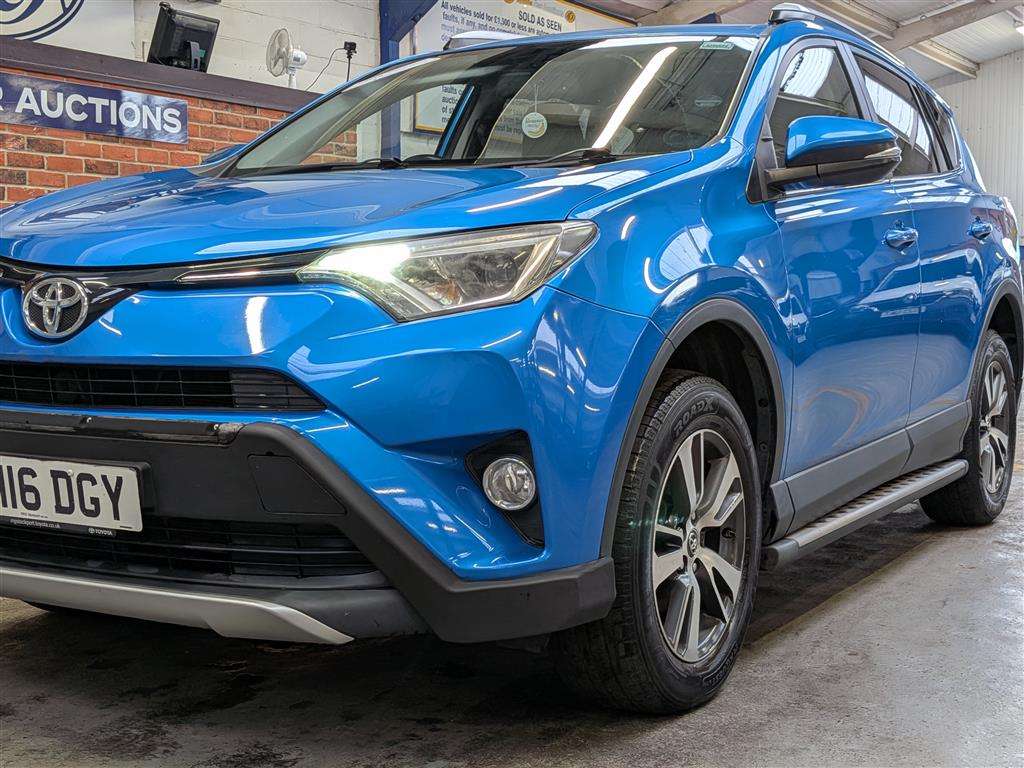 <p>2016 TOYOTA RAV4 BUSINESS EDITION D-4</p>
