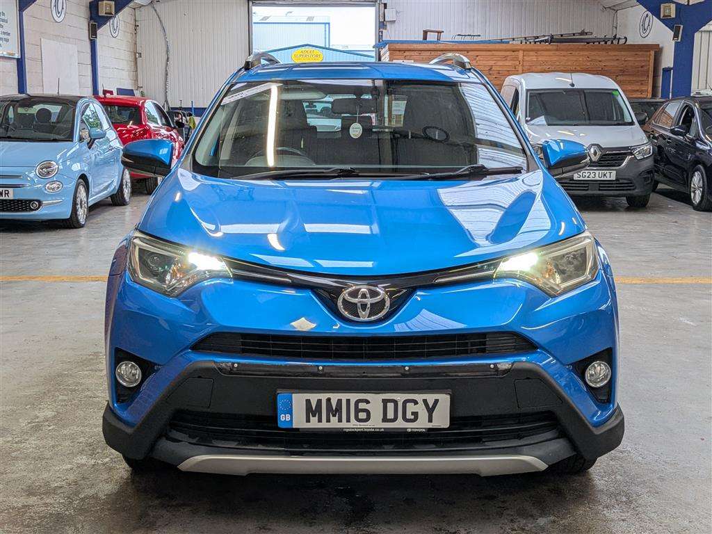 <p>2016 TOYOTA RAV4 BUSINESS EDITION D-4</p>