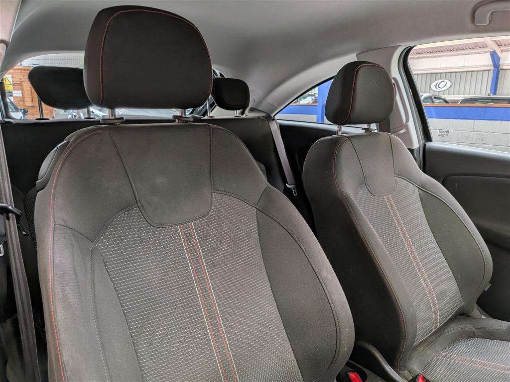 <p>2017 VAUXHALL CORSA SRI ECOFLEX</p>
