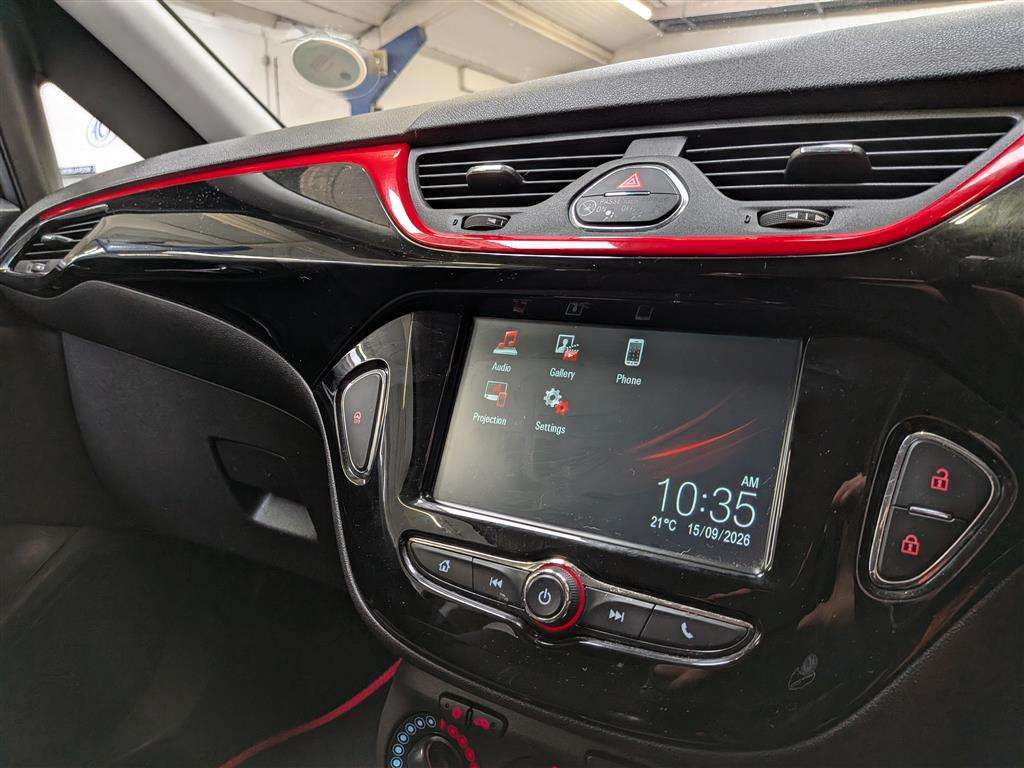 <p>2017 VAUXHALL CORSA SRI ECOFLEX</p>