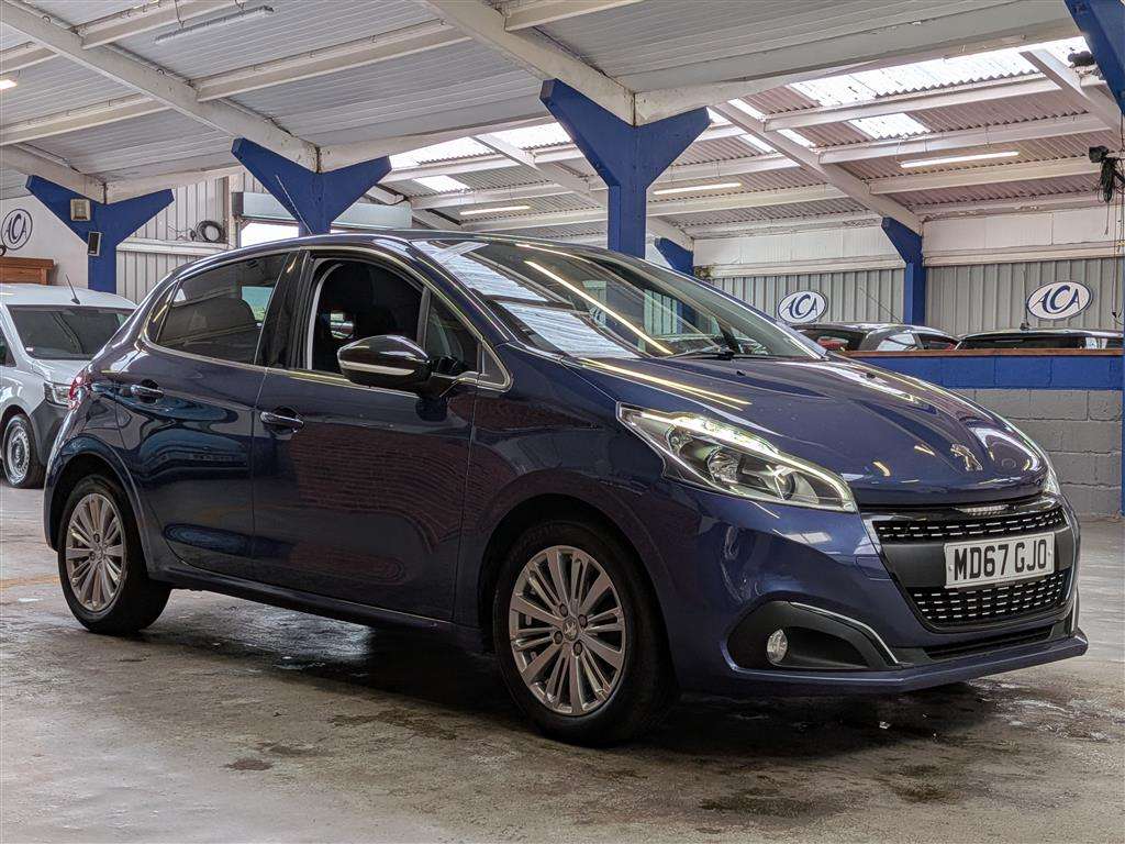 <p>2018 PEUGEOT 208 ALLURE</p>