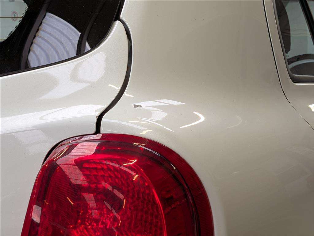 <p>2012 NISSAN MICRA ACENTA</p>