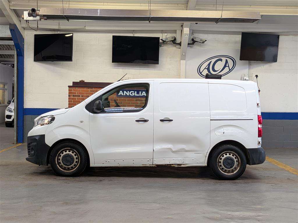 <p>2018 PEUGEOT EXPERT PRO COMPACT BLUE H</p>