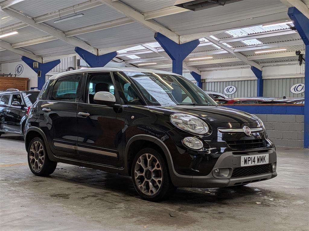 <p>2014 FIAT 500L TREKKING MULTIJET</p>
