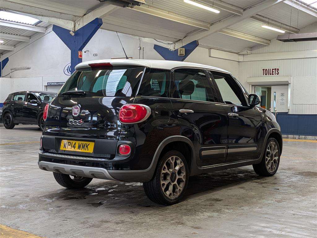 <p>2014 FIAT 500L TREKKING MULTIJET</p>