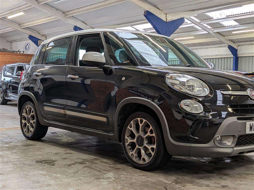 <p>2014 FIAT 500L TREKKING MULTIJET</p>