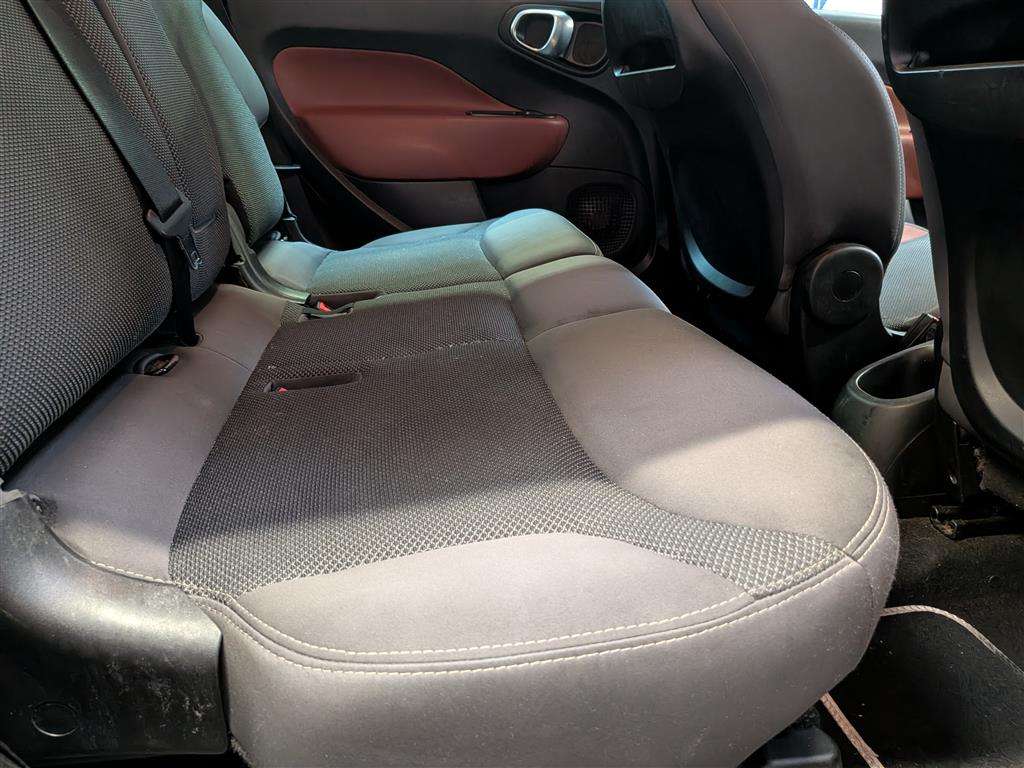 <p>2014 FIAT 500L TREKKING MULTIJET</p>