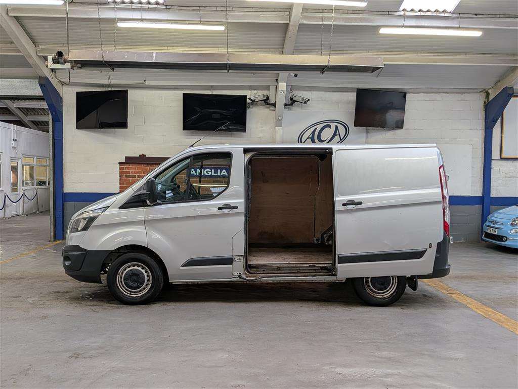 <p>2014 FORD TRANSIT CUSTOM 290 ECO-TE</p>