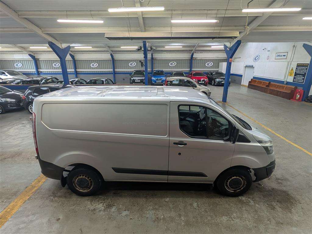 <p>2014 FORD TRANSIT CUSTOM 290 ECO-TE</p>