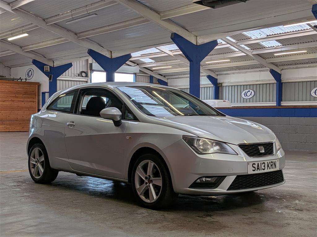 <p>2013 SEAT IBIZA TOCA</p>