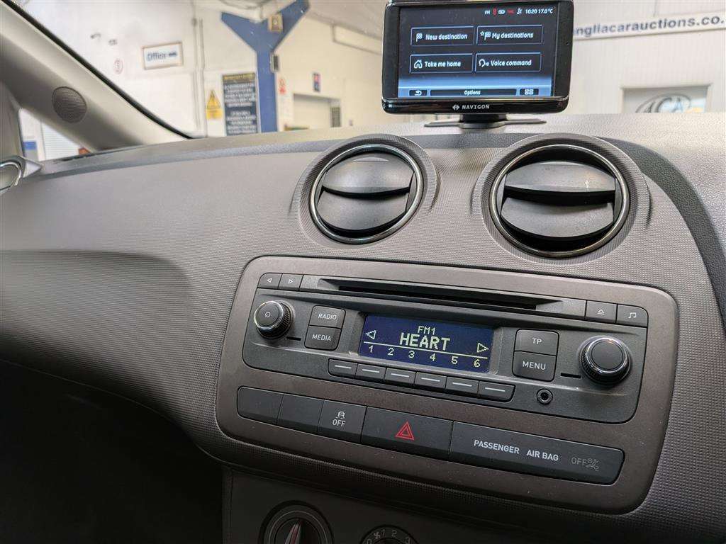 <p>2013 SEAT IBIZA TOCA</p>