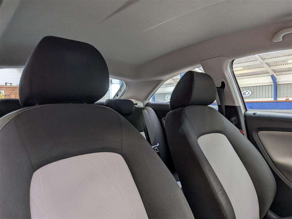 <p>2013 SEAT IBIZA TOCA</p>