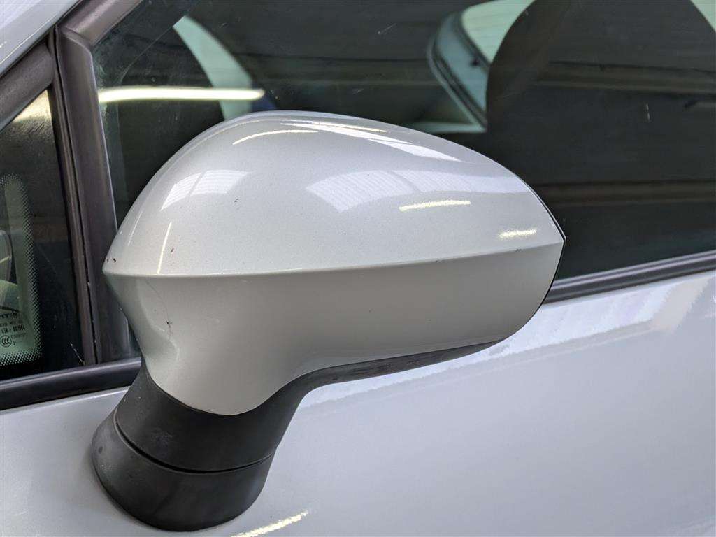 <p>2013 SEAT IBIZA TOCA</p>