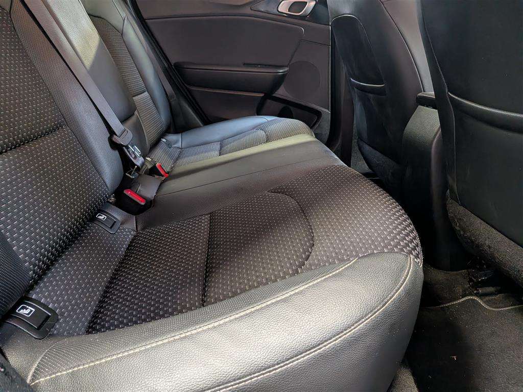 <p>2018 KIA CEED BLUE EDITION ISG S-A</p>