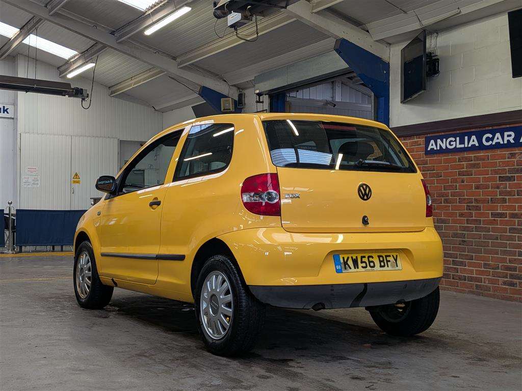 <p>2006 VOLKSWAGEN URBAN FOX 75</p>