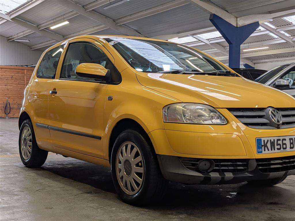 <p>2006 VOLKSWAGEN URBAN FOX 75</p>