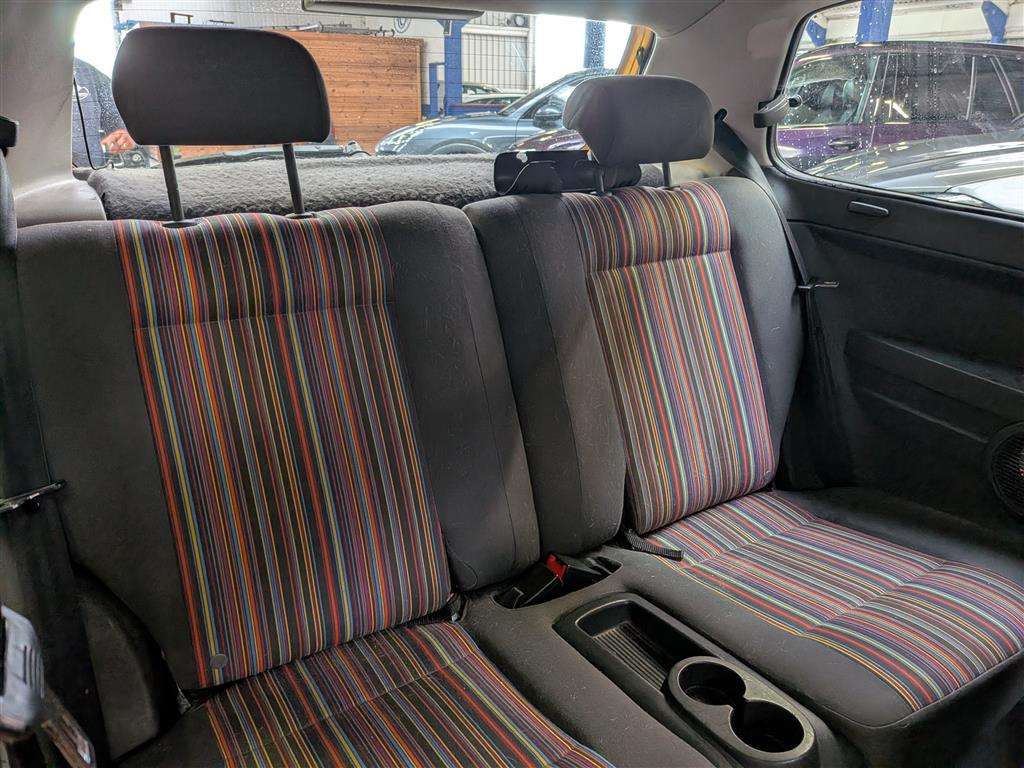 <p>2006 VOLKSWAGEN URBAN FOX 75</p>