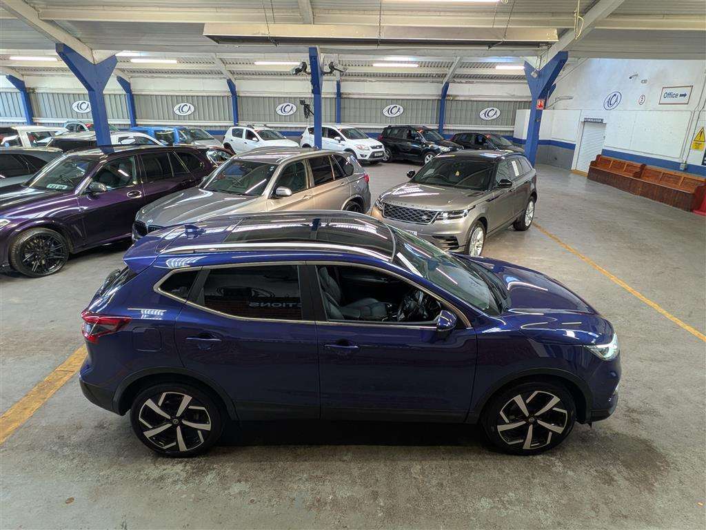 <p>2019 NISSAN QASHQAI TEKNA DIG-T</p>