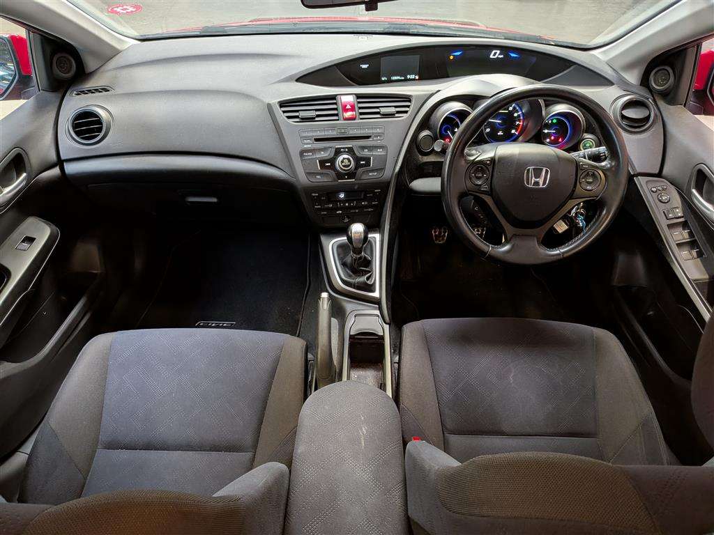 <p>2012 HONDA CIVIC I-VTEC ES</p>