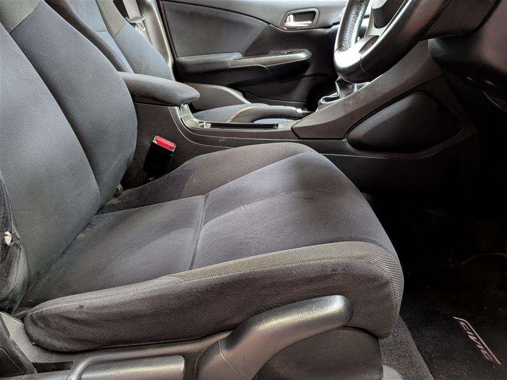 <p>2012 HONDA CIVIC I-VTEC ES</p>