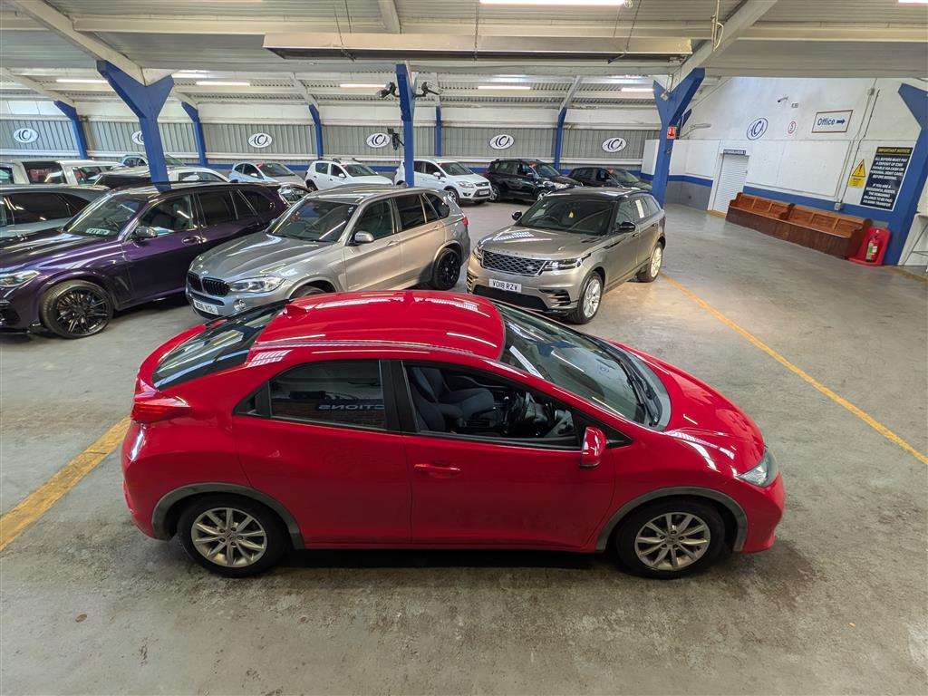 <p>2012 HONDA CIVIC I-VTEC ES</p>