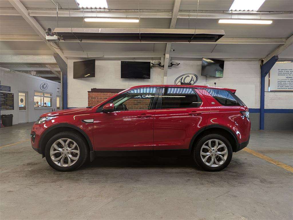 <p>2015 LAND ROVER DISCOVERY SPORT HSE TD4 A</p>