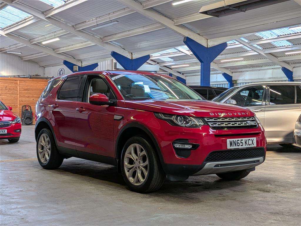 <p>2015 LAND ROVER DISCOVERY SPORT HSE TD4 A</p>