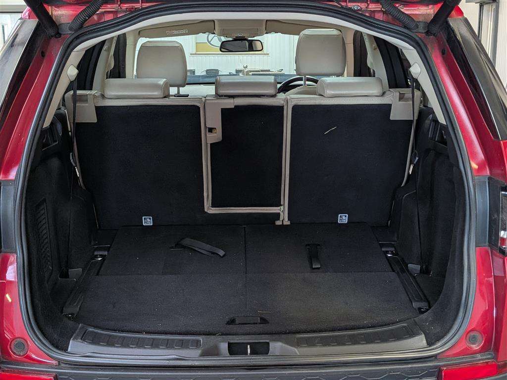 <p>2015 LAND ROVER DISCOVERY SPORT HSE TD4 A</p>