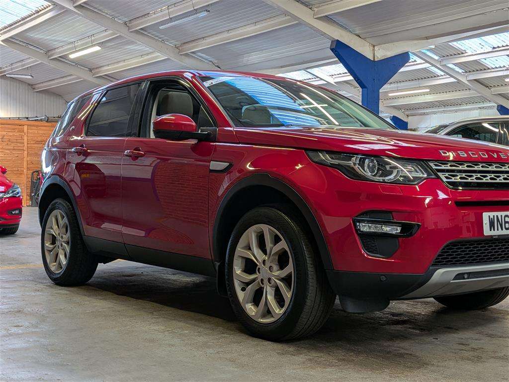 <p>2015 LAND ROVER DISCOVERY SPORT HSE TD4 A</p>