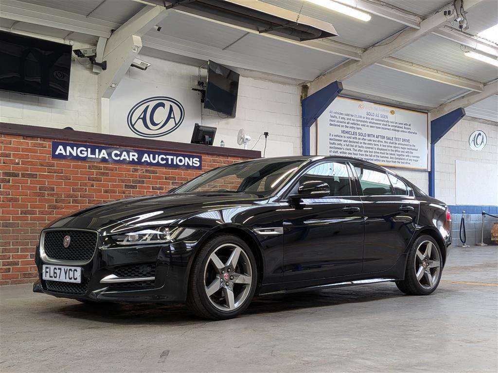 <p>2017 JAGUAR XE R-SPORT D AUTO</p>
