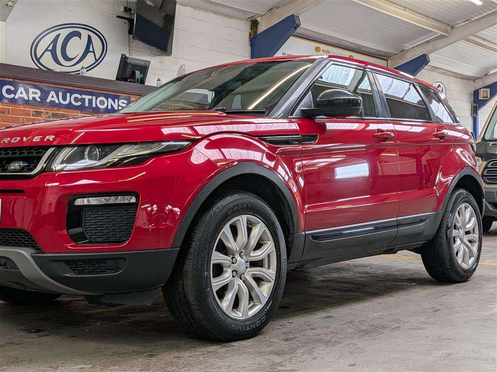 <p>2016 LAND ROVER RANGE ROVER EVOQUE SE TEC</p>