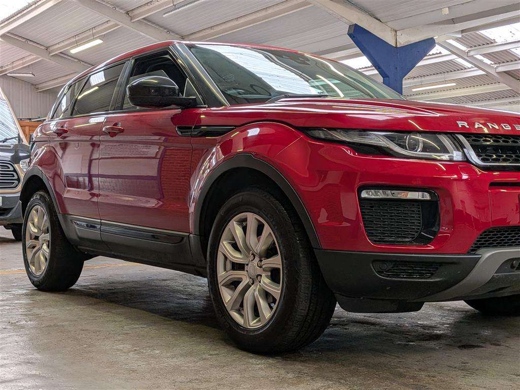<p>2016 LAND ROVER RANGE ROVER EVOQUE SE TEC</p>