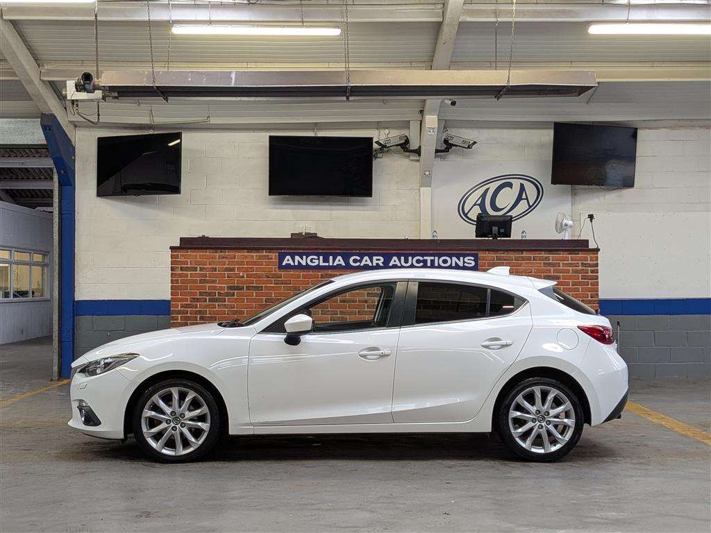 <p>2015 MAZDA 3 SPORT NAV D</p>