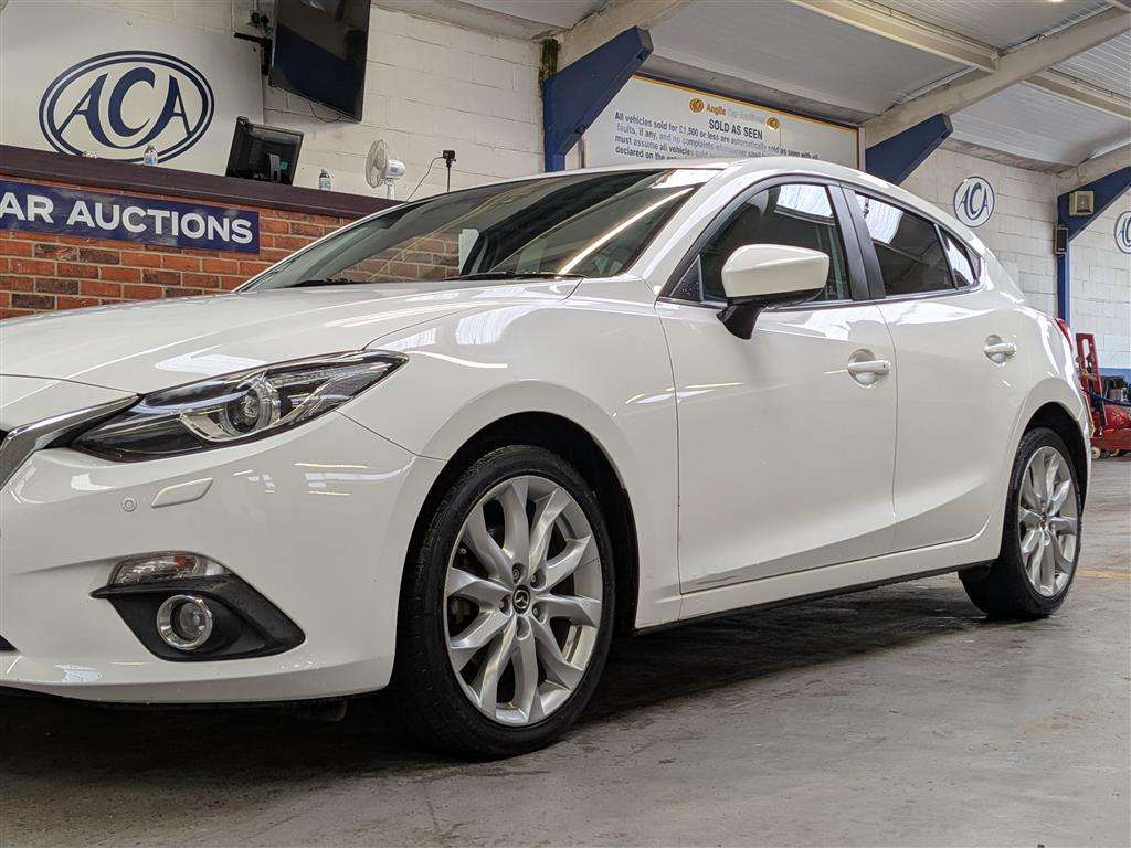 <p>2015 MAZDA 3 SPORT NAV D</p>