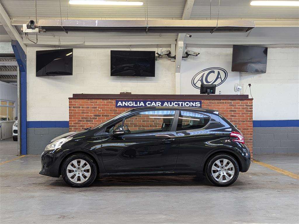 <p>2013 PEUGEOT 208 ACCESS PLUS HDI</p>