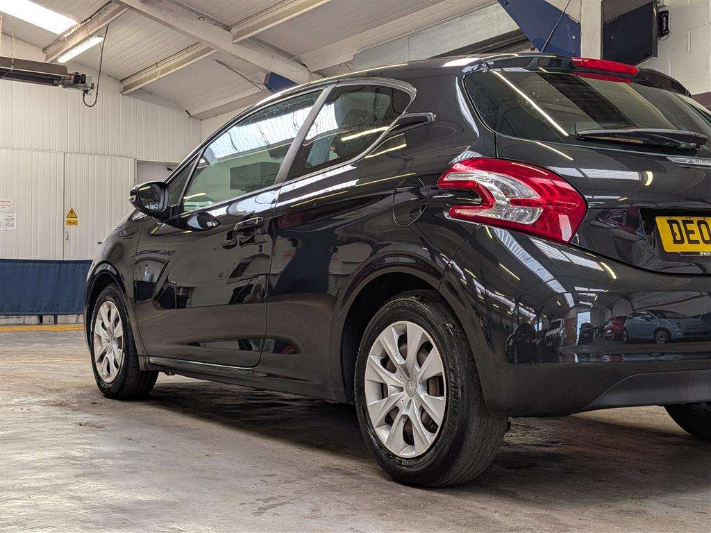 <p>2013 PEUGEOT 208 ACCESS PLUS HDI</p>