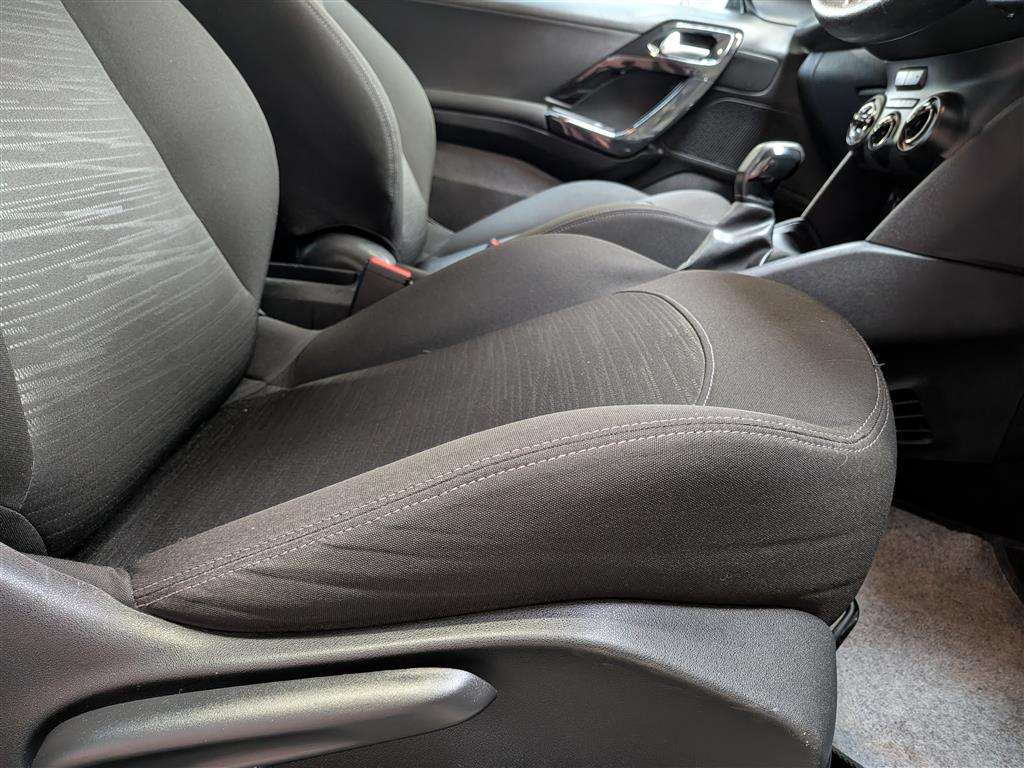 <p>2013 PEUGEOT 208 ACCESS PLUS HDI</p>