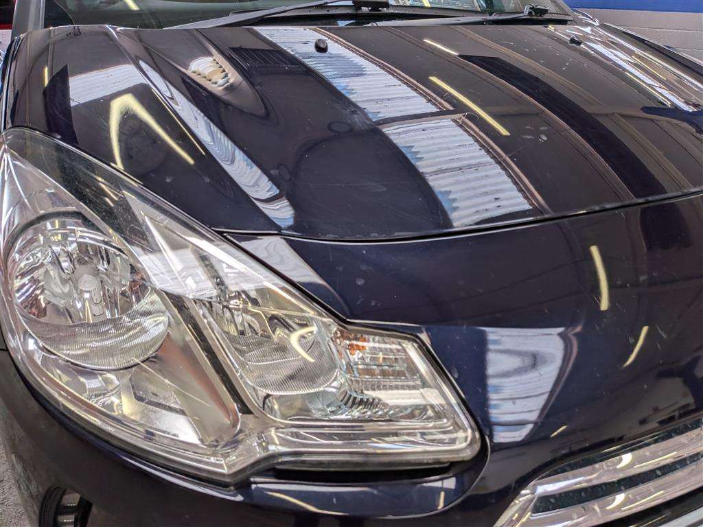 <p>2016 DS DS3 DSTYLE NAV PURETECH S</p>