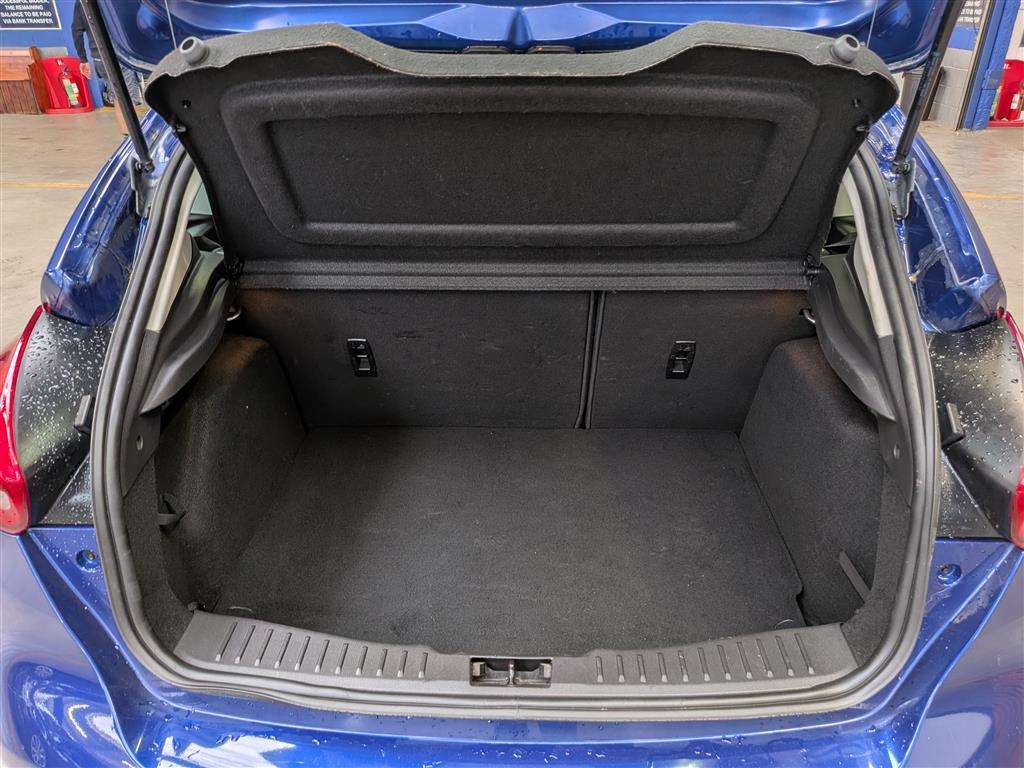 <p>2015 FORD FOCUS TITANIUM</p>