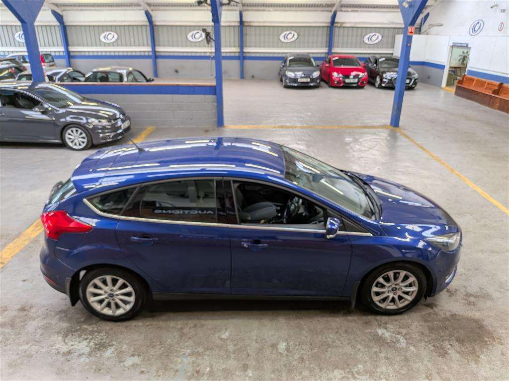 <p>2015 FORD FOCUS TITANIUM</p>