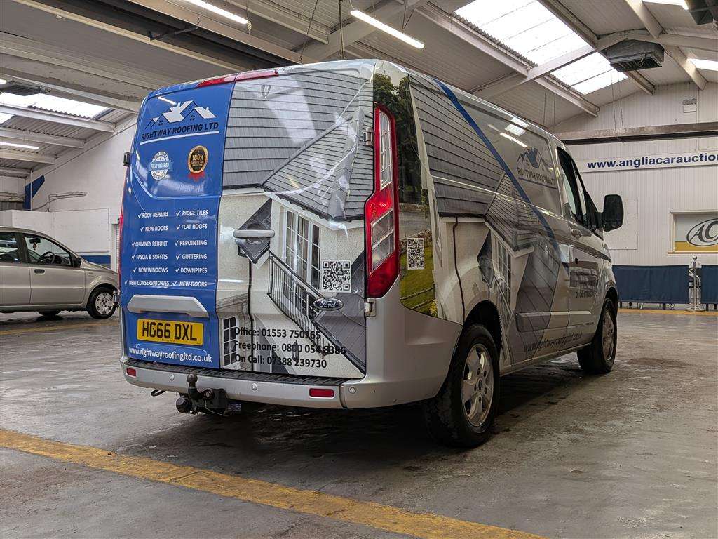 <p>2016 FORD TRANSIT CUSTOM 270 LIMITE</p>