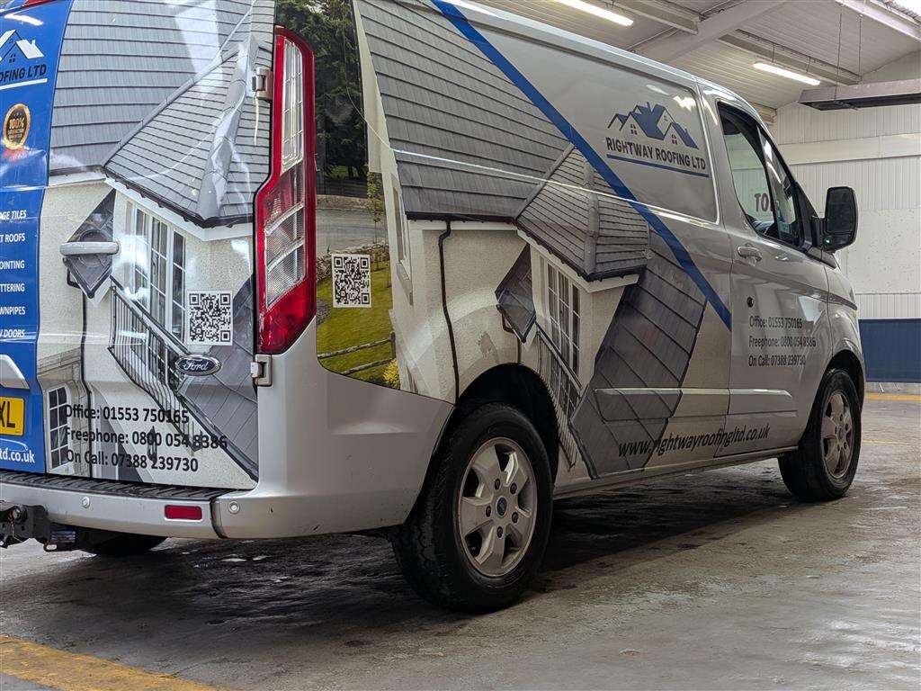 <p>2016 FORD TRANSIT CUSTOM 270 LIMITE</p>
