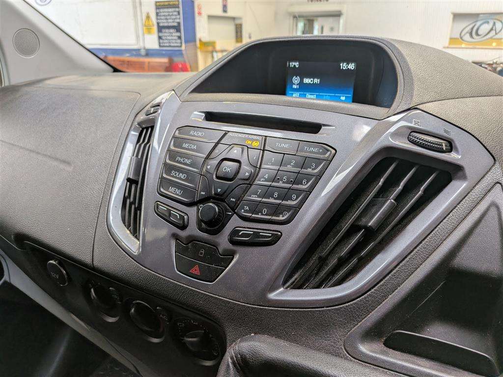 <p>2016 FORD TRANSIT CUSTOM 270 LIMITE</p>